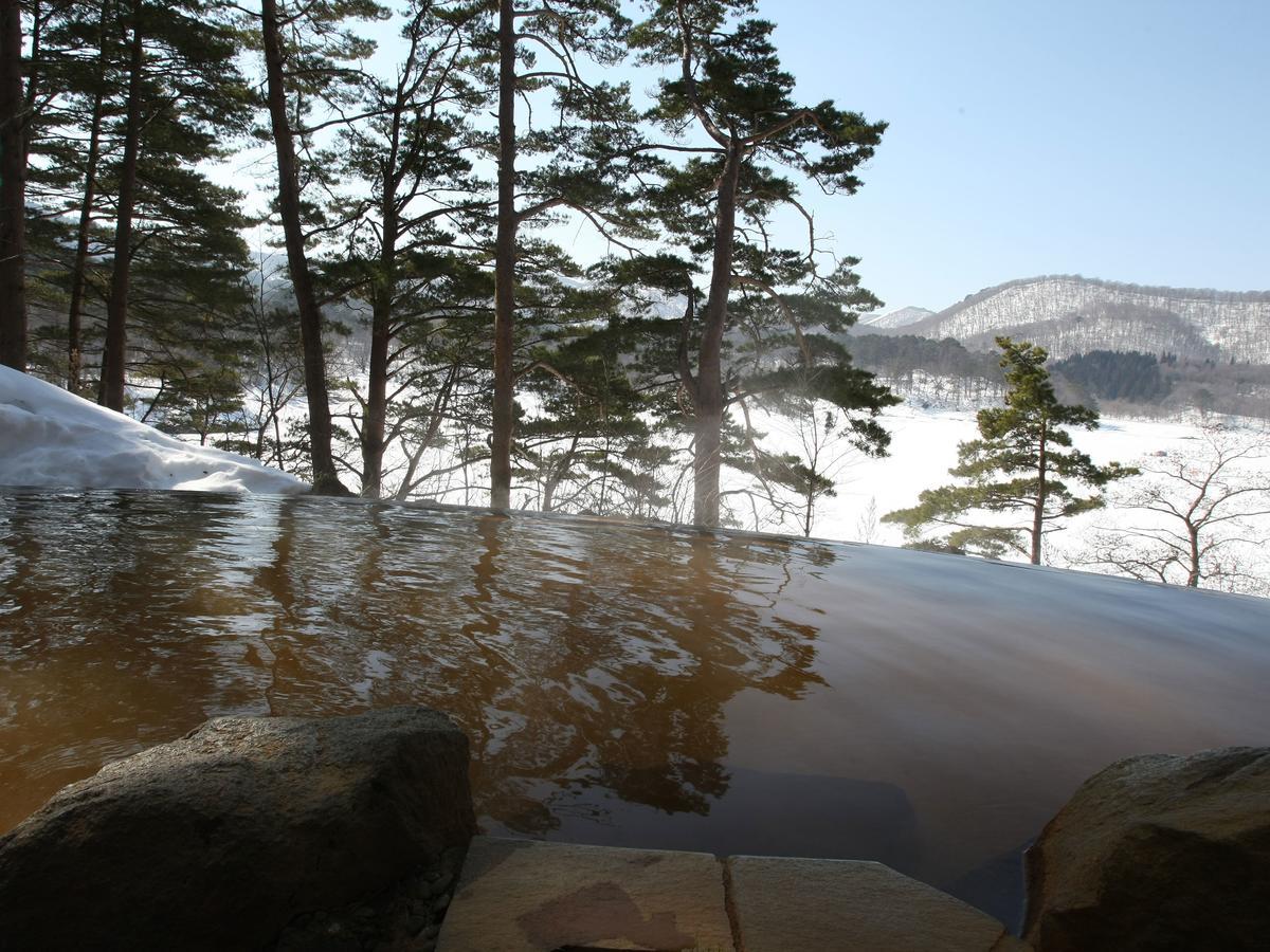 Urabandai Lake Resort Goshiki No Mori Kitashiobara Exterior foto