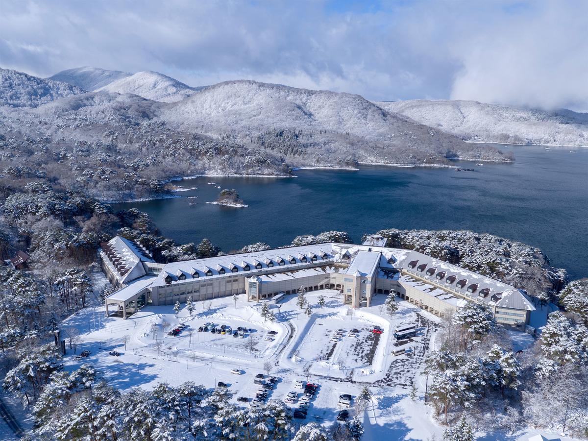 Urabandai Lake Resort Goshiki No Mori Kitashiobara Exterior foto